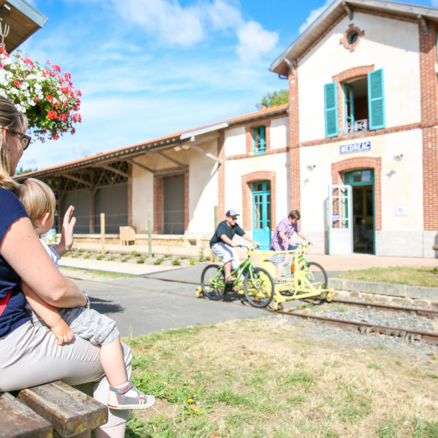 Gare vélo-rail de Médréac