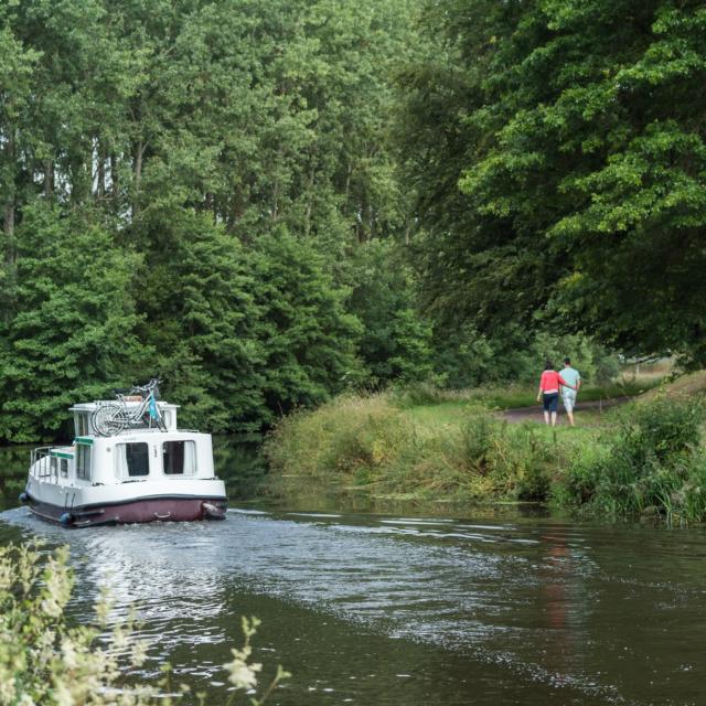 Navigation sur le Canal de Nantes à Brest