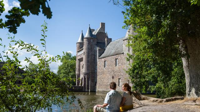 château légendaire, schiste rouge, Campénéac, Morbihan (56), Bretagne