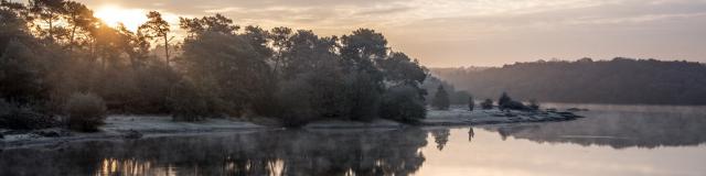 Lac de Viviane, château de Comper, Concoret. Bretagne