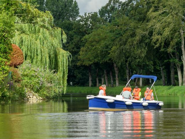 Bateau électrique Canal Josselin