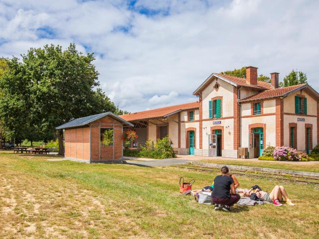 Gare vélo-rail de Médréac - Extérieur