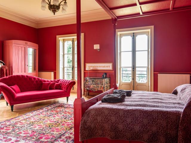 Chambre D Hote Prestige Baron Rouge Par Frederique Jouvin